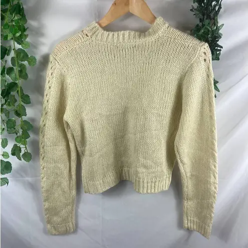 Woven Heart NWT Cable knit sweater