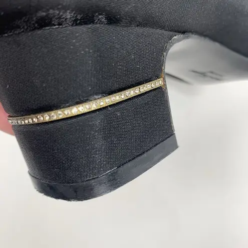 Salvatore Ferragamo Vintage Ferragamo Size 7 AAAA Pumps Heels Black Satin Bling Closed Toe Women’s