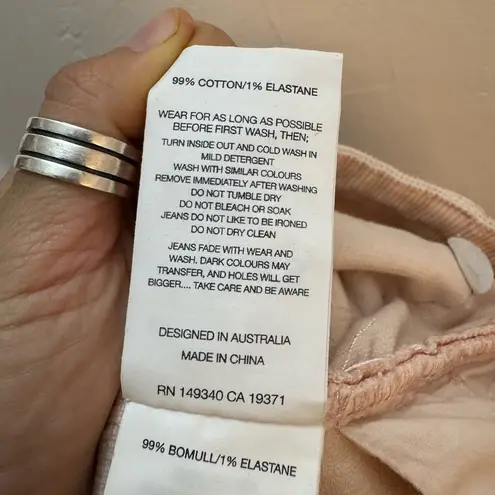 Rolla's EASTCOASTST FLARE BALLET PINK CORDUROY SZ 27 WORN ONCE