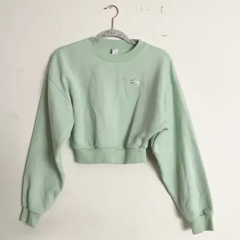 Alo Yoga Cropped Accolade Crewneck Spearmint S