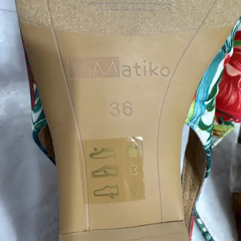 Matiko Hawaiian Print Slingback Flats Pointed Toe Shoes US 5.5