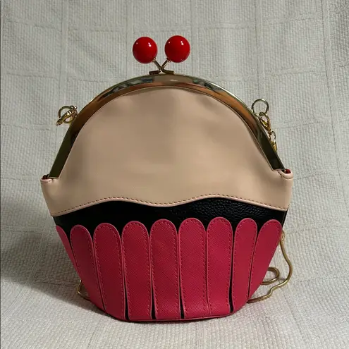 Cupcake Design Pink and Black Women's Bag NWOT
