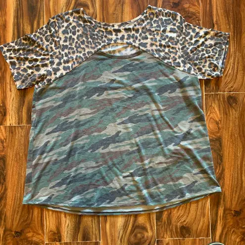 Lily Pad Boutique Cheetah & Camo Short Sleeve 3x Shirt. 2316 Green