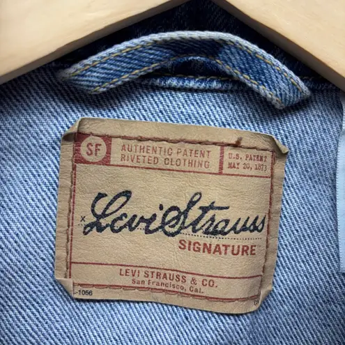 Levi Strauss Signature Women's Denim Vest Sleeveless Button Front Collared Blue