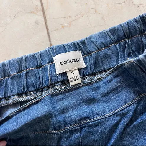 Sneak Peek NWT 100% Tencel Blue Chambray Shorts Sz Small