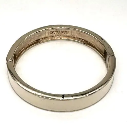 Tokyo Jane Off White Enamel Goldtone Bangle Bracelet Gold