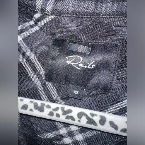 Rails Bianca Grey Black Metallic Plaid Top Tunic EUC Size XS