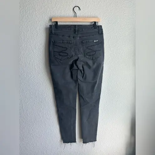 Seven7 🖤 Black Dark Gray Classic Skinny Jeans