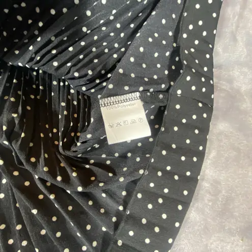 Exlura Pleated Skirt Large Black Polka Dot Maxi Stretchy Swing Flowy Feminine Black