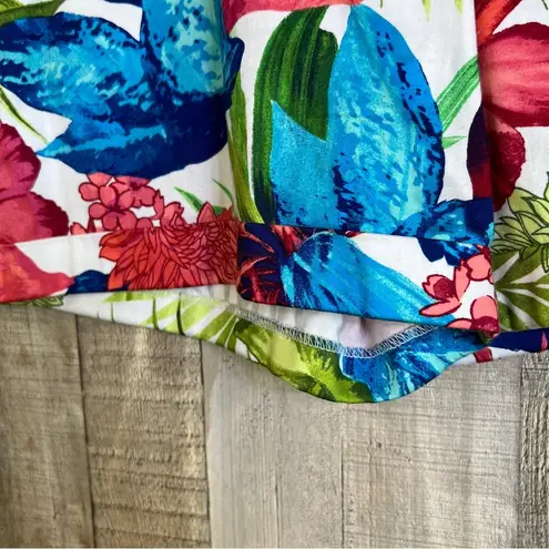 Attention Size 16 Contemporary Fit Floral Cuffed Shorts with Front Pockets