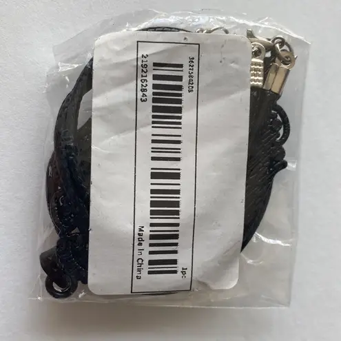 Gothic Crow Forest Cameo Pendant Necklace A Stylish Rope‎ Necklace Black