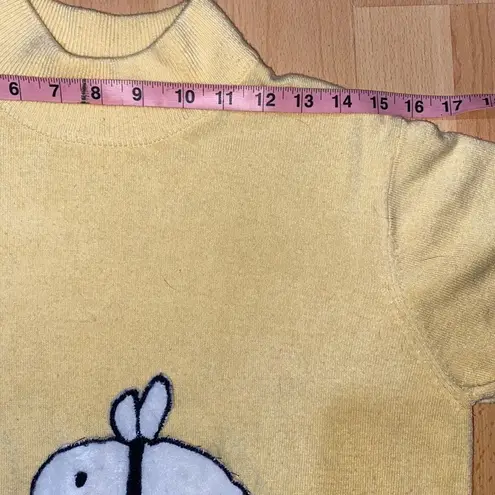 Bee You! Vintage Unique Short Sleeved Turtle Neck Bee Sweater Yellow Size M