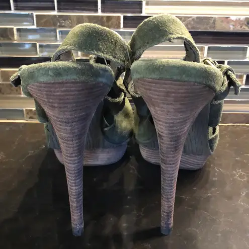 Miss Robertson moss suede wood platform heels Green Size 9.5