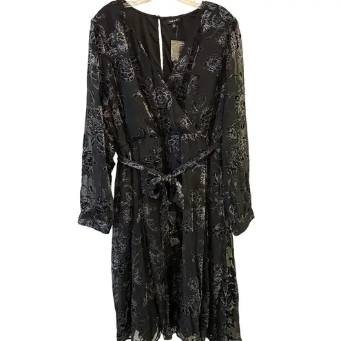 Torrid  Size 2X Black Floral Embroidered Long Sleeve Wrap Dress With Tie Belt