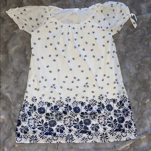 Siren Lily White and Navy Floral BoHo peasant style Tunic Top Tie Sleeve Size XL