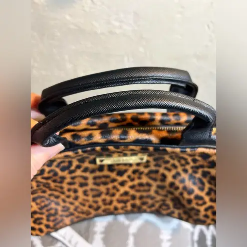 Cosmetic bag, NWT Nicole Miller leopard print w gorgeous cobalt blue lining - Image 3