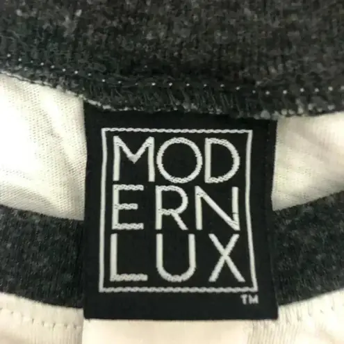 Modern Lux Sleeveless T shirt/Tank‎ Size S