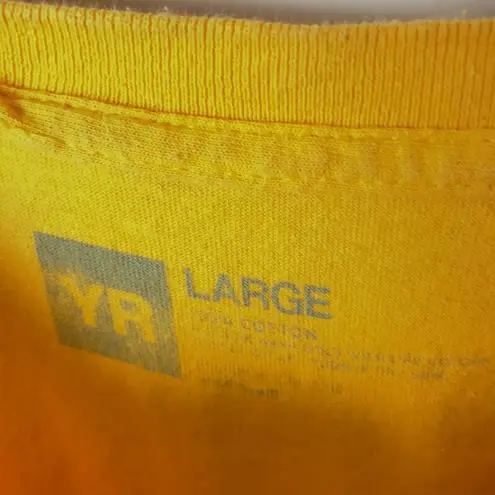 Young & reckless T Shirt Classic Graphic Tee Short Sleeve 100% Cotton Solid L