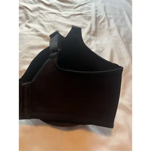 Vanity Fair Black Woman’s Bra Size 38DD