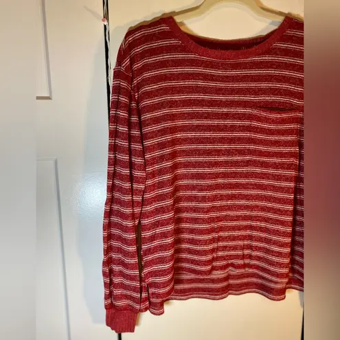 Stars Above Red & White Striped Cozy Pocket Tee Long Sleeve Medium