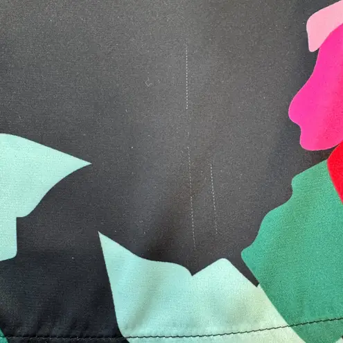 CROSBY by Mollie Burch Crosby Mollie Birch Black Rose Pattern Short Sleeve Top Cropped M9