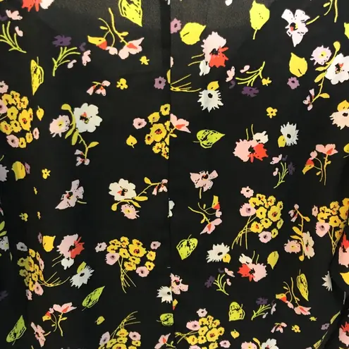 ASTR NWT  the label floral bodysuit Bernadette floral body suit XS flowers