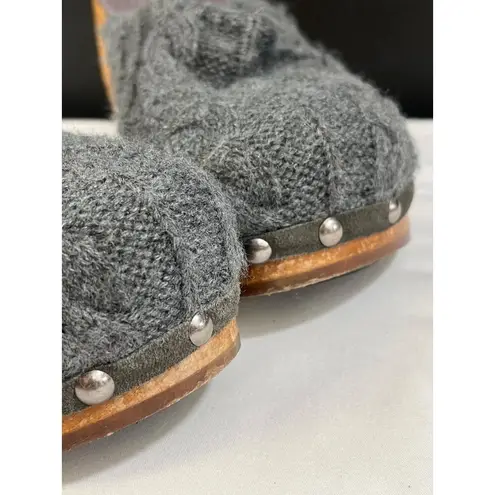 Dr. Scholls The Original Cardigan Womens Grey Clogs Size 6M SKU 6419