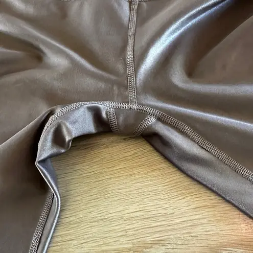 Beyond Yoga Sportgloss Smooth Operator High Waisted Midi legging cocoa brown M