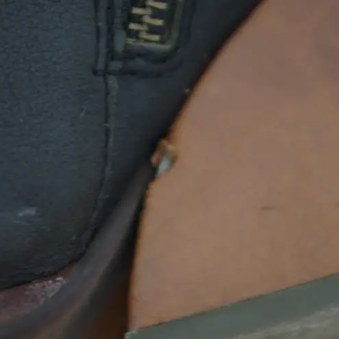 Kork-Ease Leather Side Zip Wedge Booties Size 8.5M