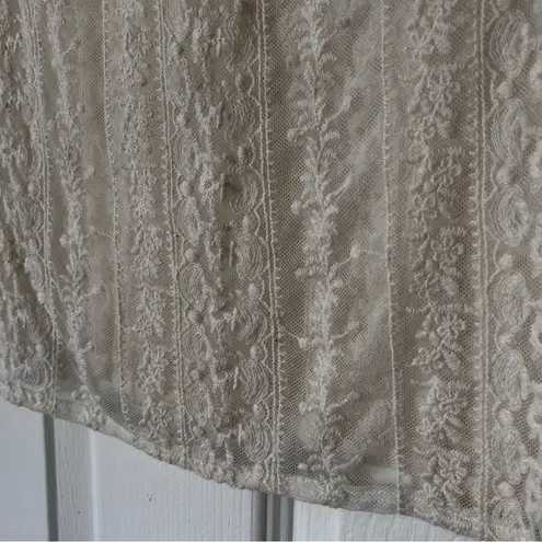 Ellison Lace Top - Size M