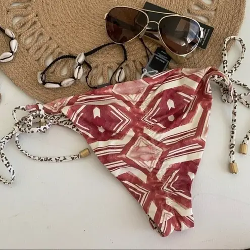 DOLCE Vita Tie side Cheeky Bikini bottom MEDIUM boho bohemian Reversible NWT Red