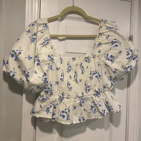 NWOT Band of the Free Size L Blue Floral Bows Cut Out Puff Peplum Crop Top Size L