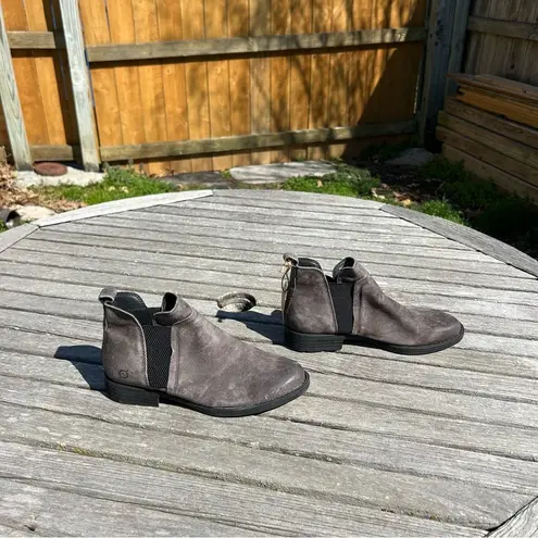 Born Brenta Ankle Bootie Size 8 NWT in the color dark grey/distressed Gray