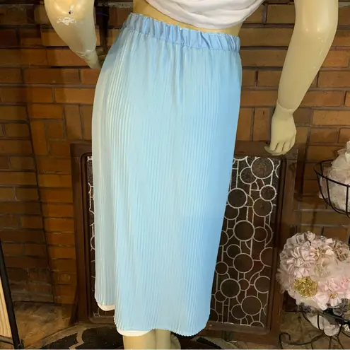 VINTAGE VICKI WAYNE BABY BLUE & WHITE ACCORDION PLEAT ELASTIC WAIST SKIRT (XL)