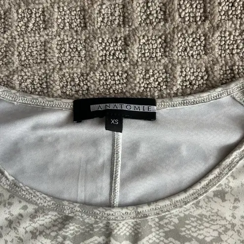 Anatomie Womens XS Green Snake Print Mesh Sleeve Top T Shirt Tee Workout Yoga