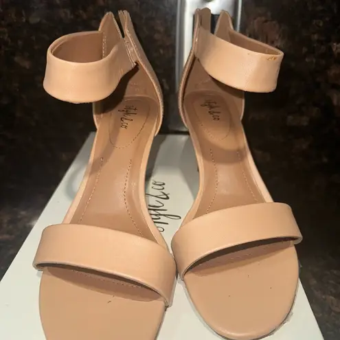 Style & Co . Tan Heels Minimalist Kitten Heel