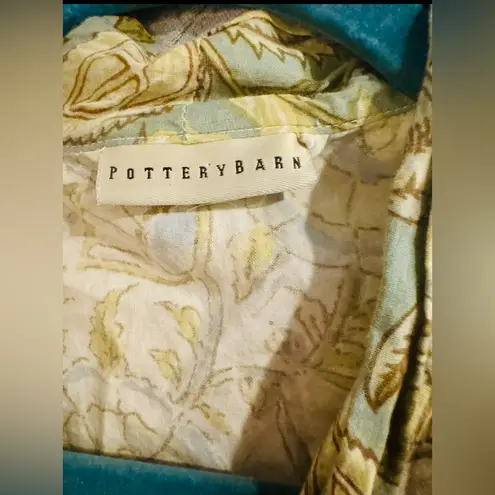 Pottery Barn  Robe one size - Image 3