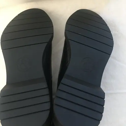 Treasure & Bond Women’s Black Gabriella Chelsea block/chunky heel boot size 5.5M