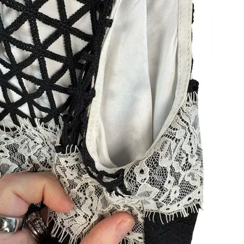 Badgley Mischka Belle Black White Lace Striped Cocktail Party Dress Size 2