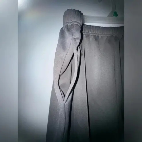 Blair  women’s Plus‎ Size Cropped Pleated Grey Pull-On Pants Size 18WP thumbnail 3