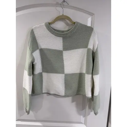 Moon & Madison Color Block Sweater XS White Sage Green Boxy Cropped Pullover