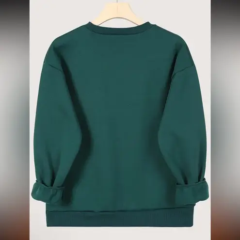 Boutique Merry Christmas Green Longsleeve Sweatshirt NEW