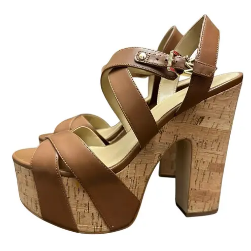 Michael Kors 8.5 US Suki Leather Platform Sandals in Luggage Brown Summer Shoes