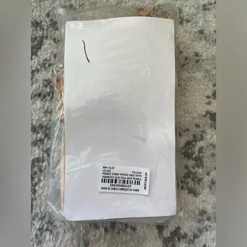 Badgley Mischka - Diamond Quilting and Studs Phone Case NWT in packaging