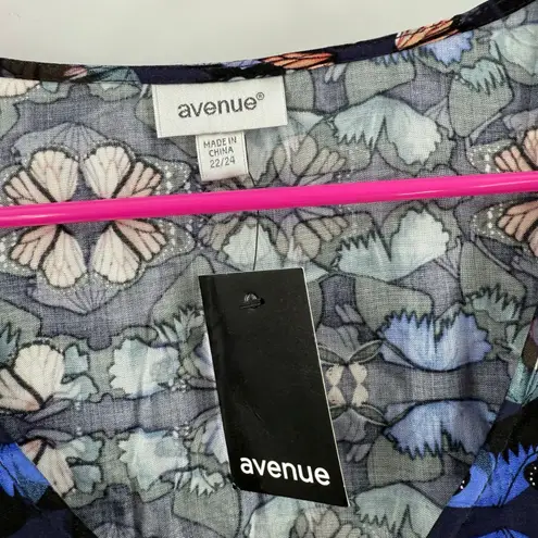 Avenue Tunic Top Womens Size 22/24 Harper V-Neck Butterfly Ruffle Plus Curvy NWT