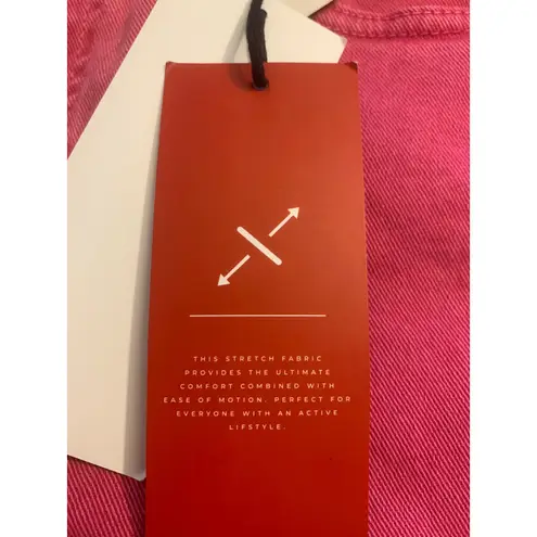 Q2 Premium Denim Women's Medium Straight Cut Bright Pink Jeans NWT Size 4