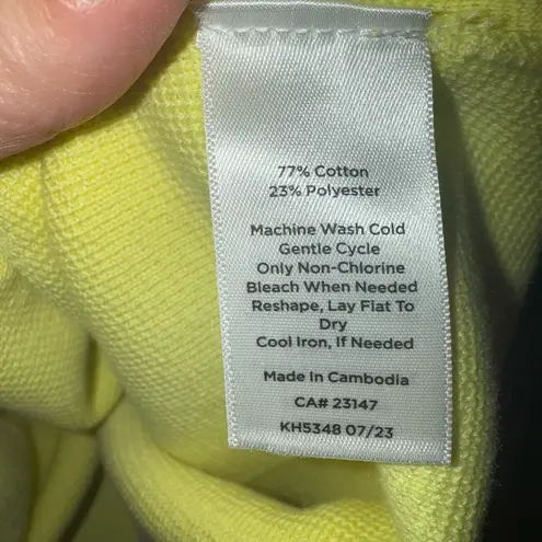 Lemon yellow sweater tank trendy classic light weight granny chic luxe Size M