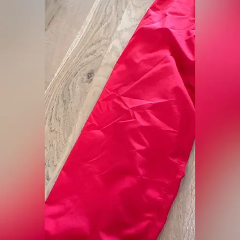 Marmot women’s lightweight windbreaker pink grey size small