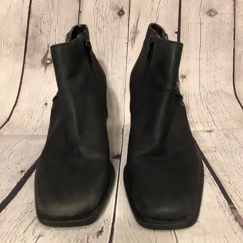 Etienne Aigner Vintage Y2K 1990s Heeled Ankle Saddle Boots 8M