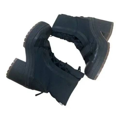 Converse  Chuck Taylor All Star GR 82 Womens Black Platform Combat Boots Size 7.5 thumbnail 5